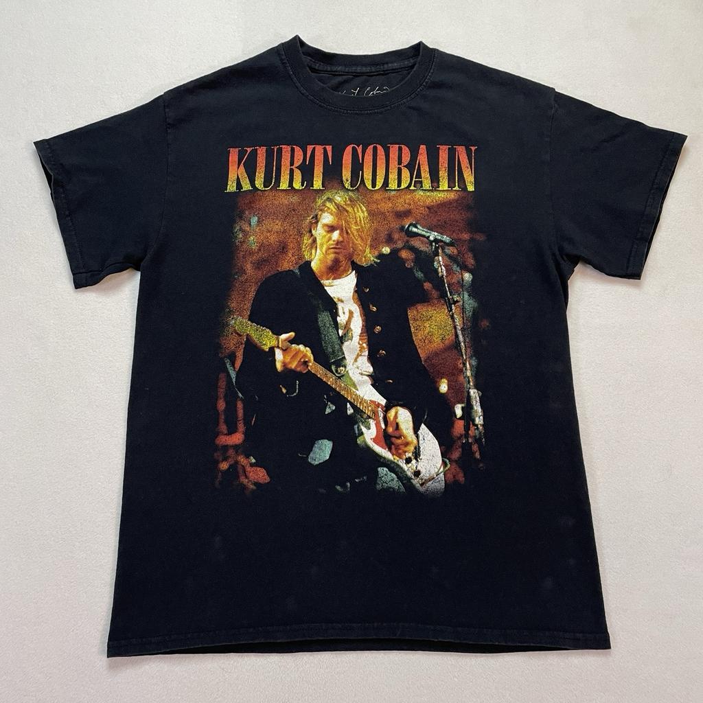 Мужская футболка Курт Кобейн Размер M Черная с коротким рукавом Nirvana Grunge Рок-н-ролл Унисекс Футболка