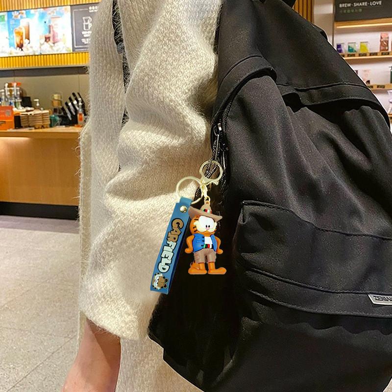 Очаровательный брелок Гарфилд Мультяшный персонаж в ковбойской шляпе Милый аксессуар для сумки