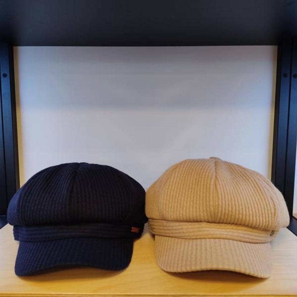 Агата (аутентичный) Вязаная кепка газетчика AG15UNC002