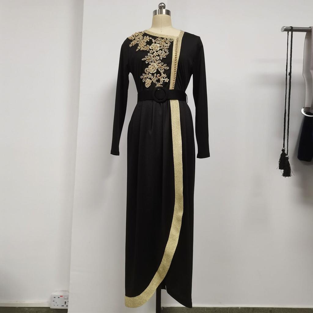 Embroidery Elegant Dresses with Headscarf V-neck Arab Morocco Muslim Fashion Long Dress Elegant Abaya Maxi Dresses Abayas Dubai Turkey Islam Kaftan
