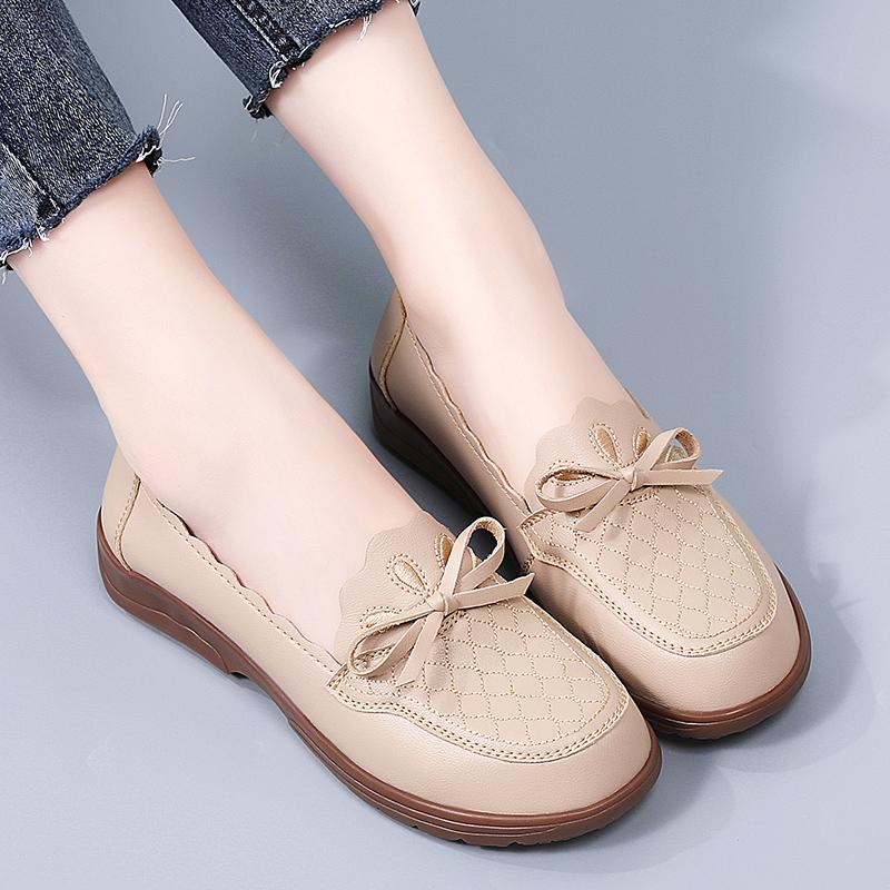 2025 Весна Осень Новые Женские Туфли Мокасины Танкетка Мягкая Подошва Удобные Большие Размеры Мамы Кожаные Туфли На Среднем Каблуке