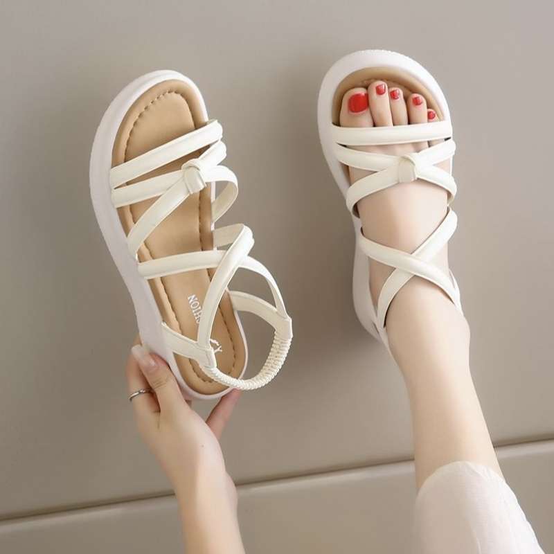 Повседневные сандалии женские 2025 новая летняя обувь толстая подошва не устают ноги с юбкой темперамент универсальные римские пляжные туфли