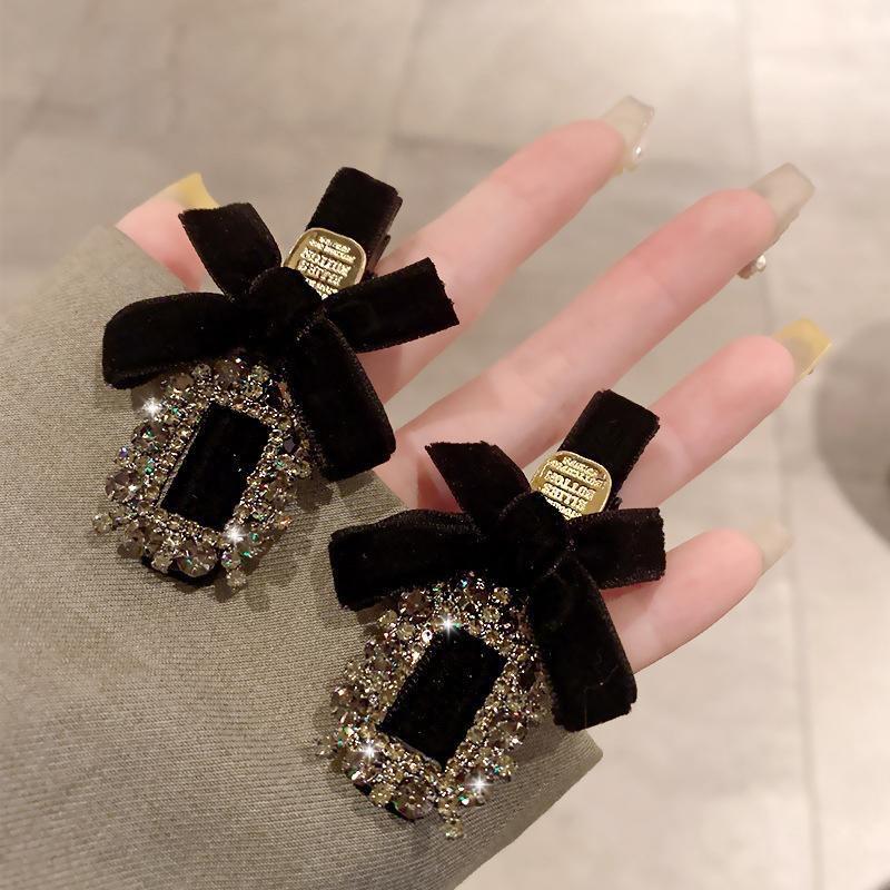 2 шт. Милые заколки для волос с бантиками и стразами для девочек, кавайные, милые головные уборы, бархатные заколки-бантики типа «утиный клюв», детские боковые заколки, заколка для челки