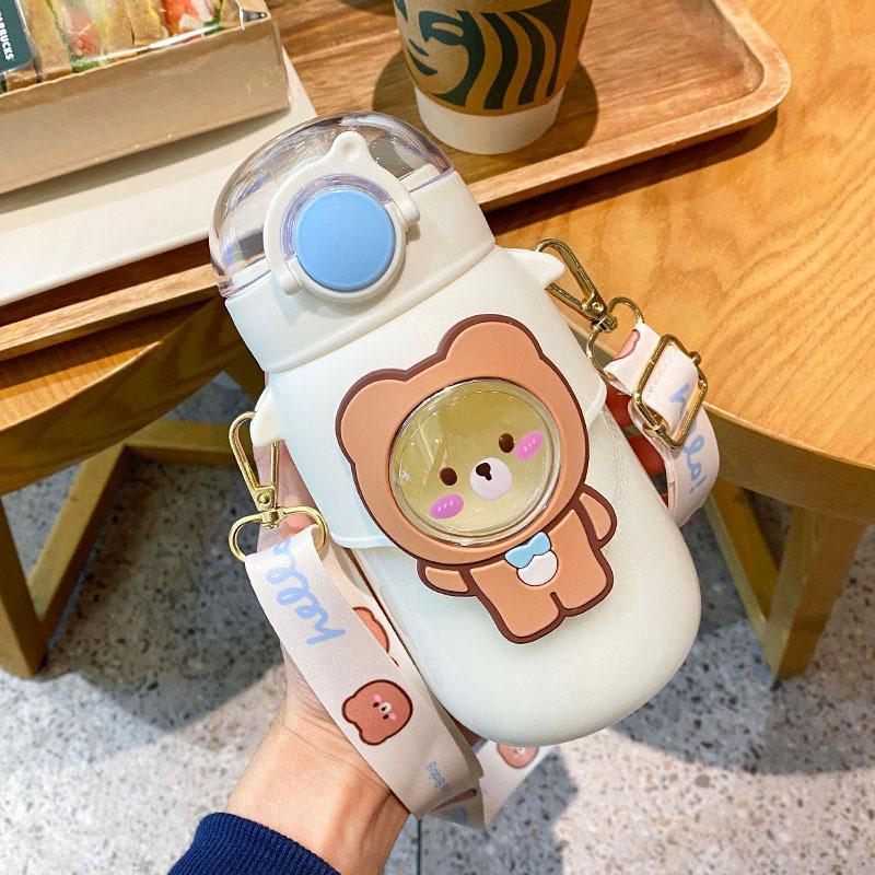 Детская бутылка для воды с соломинкой, летняя высокотемпературная наклейка, милая пластиковая чашка для воды, портативная студенческая девушка на открытом воздухе