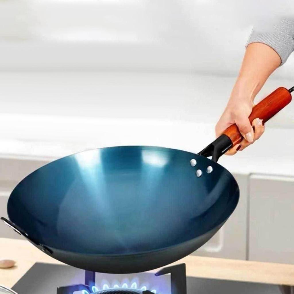 Round Bottom Wok Cooking Pot with Wooden Handle for Gas And Induction