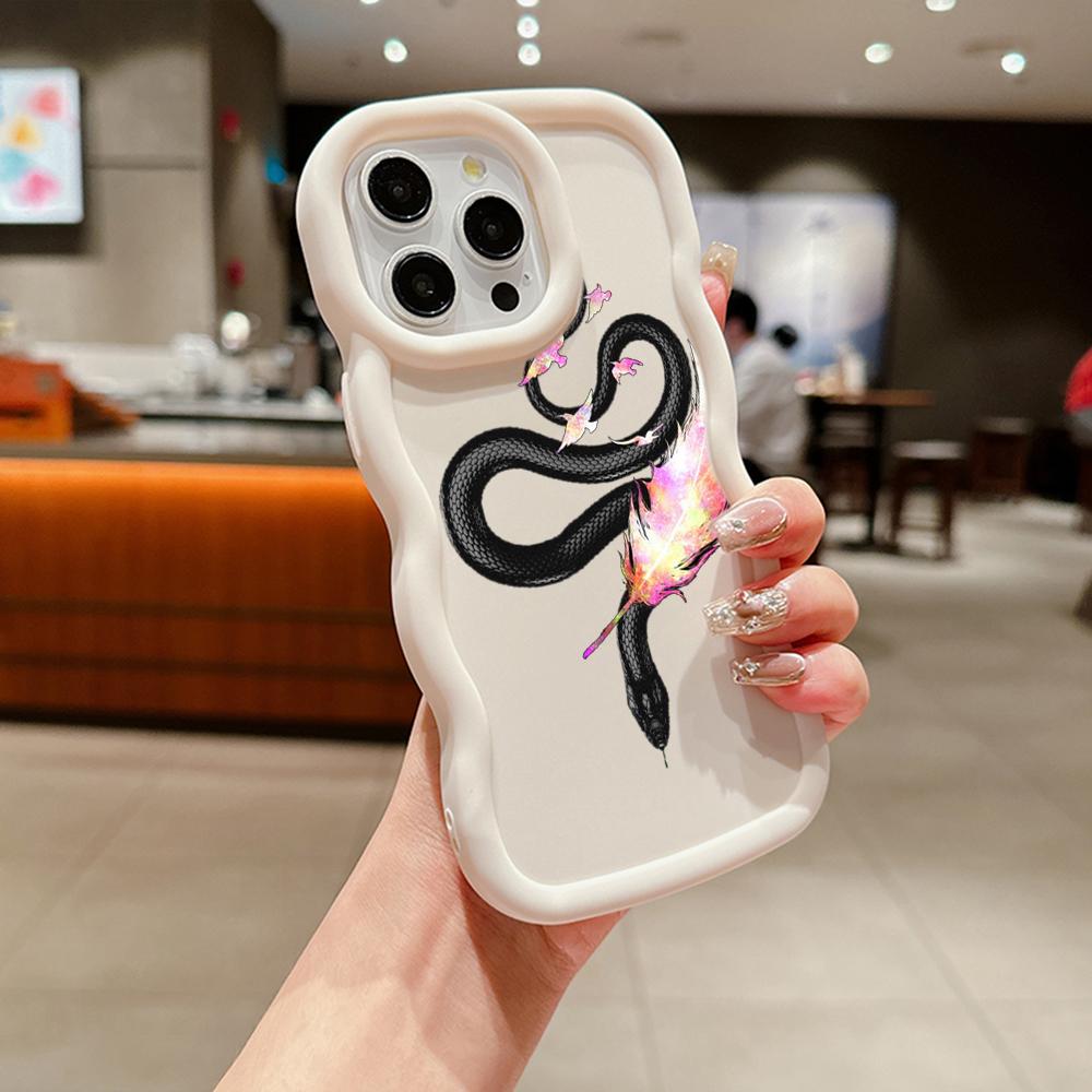 Чехлы для телефонов N77 butterfly Black Gold Snake Macaron Wavy Edge для iPhone 16 Pro Max Samsung S24 Plus S23 Ultra A35 A55 Redmi Note 13, противоударный чехол