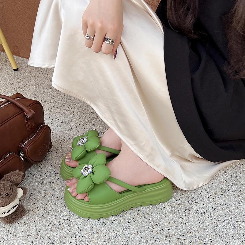 Women's Slippers Flower Platform Sole Rhinestones Shoes Women Dress Outdoor Summer Korean Style 2025 Zapatillas De Mujer