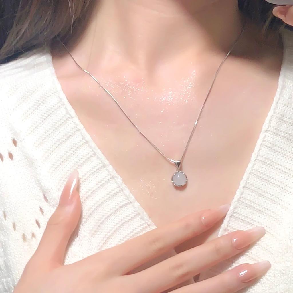Fairy Women Clavicle Chain Elegant White Chalcedony Pendant Necklace for Teen Girls Women Daily Outfits