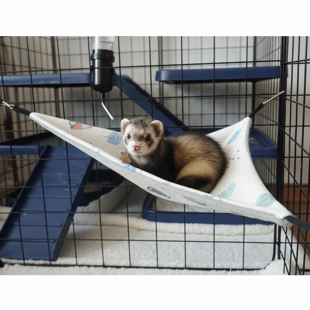 Ice Silk Cooling Hanging Bed Skin-Friendly Guinea Pig Nest Pet Hammock Nest Cage Accessory