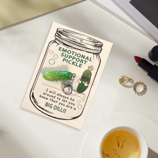 36925 наборов Эмоциональная поддержка Пикл брелок Пикл дизайн кулон с карманом объятий карты