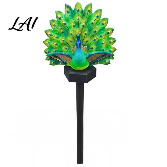 Elegant Backyard Decor for Outdoor Spaces Solar Peacock Garden Light Sculpture with Auto-On LED Colorful Statues Patios Lights Waterproof