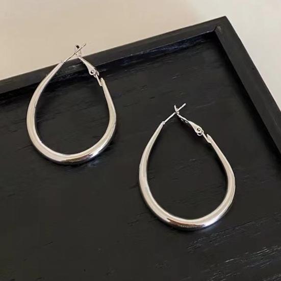 1 пара женских сережек-колец в преувеличенном стиле, большие серьги-кольца, гладкая поверхность, однотонные, легкие висячие серьги, украшения для клубной вечеринки