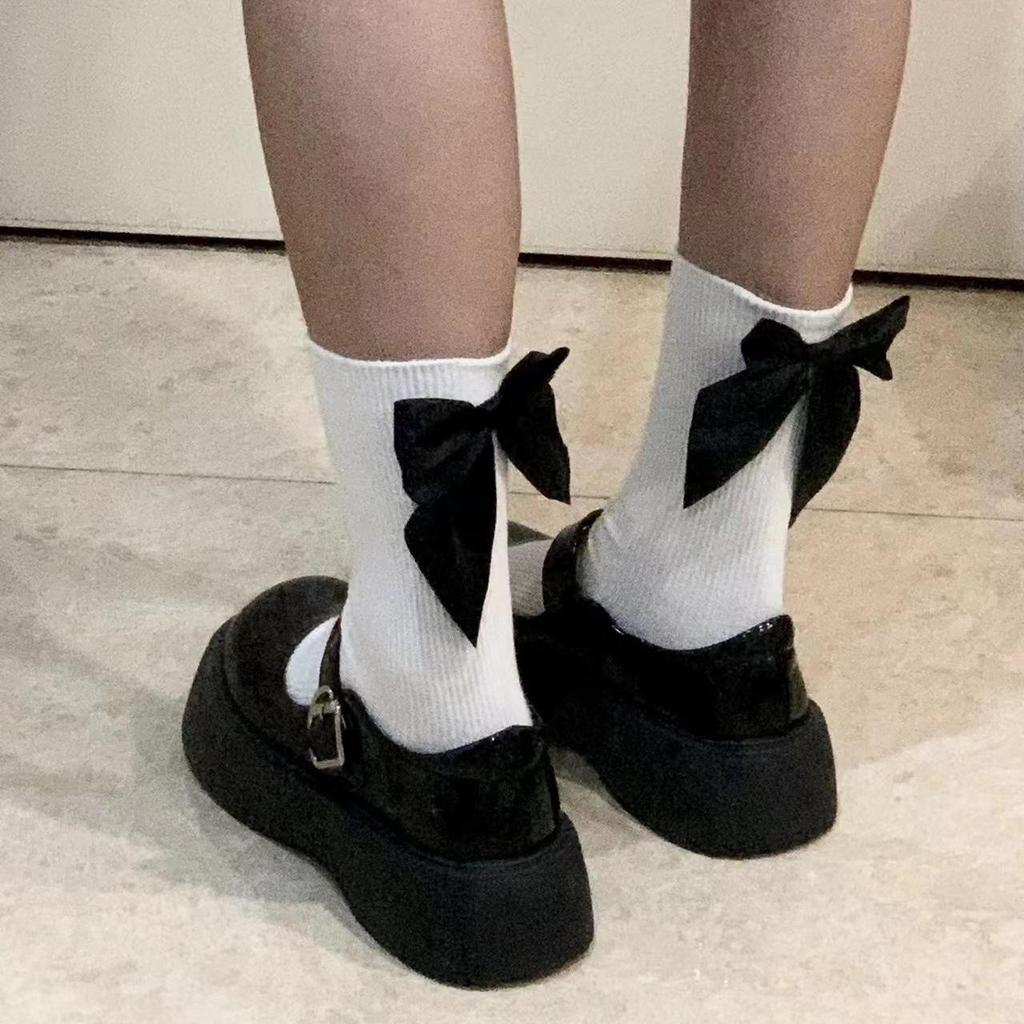Lolita Black Bow Socks for Women: Korean Style Spring/Summer Sweet Mid-Calf Socks, Perfect with Small Leather Shoes and Princess Outfits.