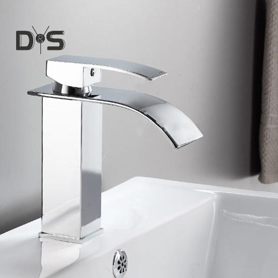 Водопадный смеситель для ванной комнаты с одной ручкой управления, современный дизайн, простая установка, смеситель для умывальника с водопадным изливом