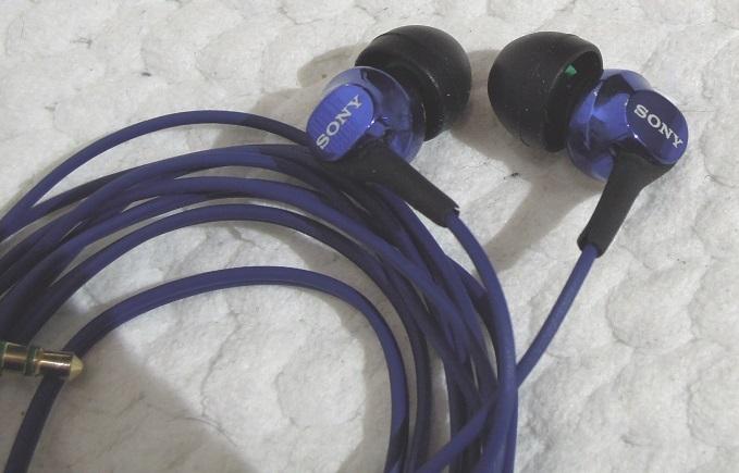 Sony Наушники MDR-EX100 Б/У