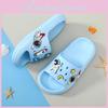 Очаровательные Детские Тапочки с Мультяшным Дизайном 2022 Мягкие Нескользящие Домашние Сандалии из ЭВА Для Детей Разных Цветов