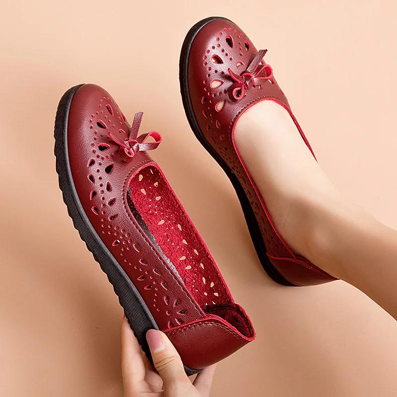 2023 Sandals Soft Sole Leather Shoes Anti Slip Middle and Old Age Hole Shoes Women's Flat Sole Anti Slip Hollow Breathable