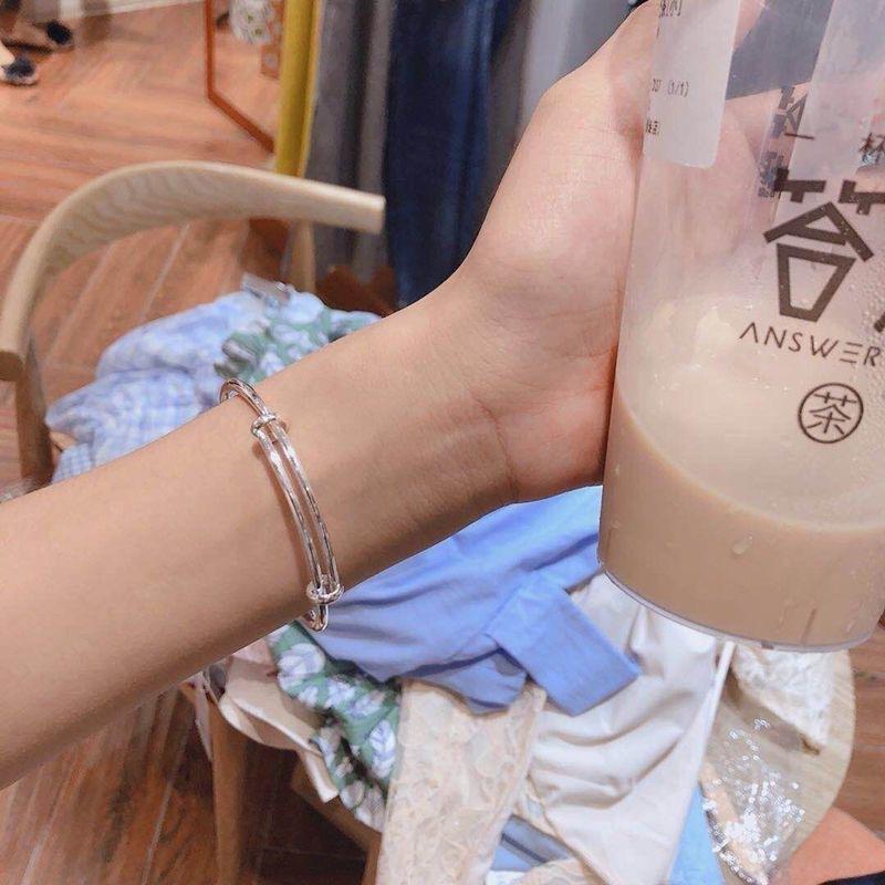 Glossy Pull Bracelet Women's Simple Style Design Sense Student Bracelet Temperament Advanced Sense Bracelet