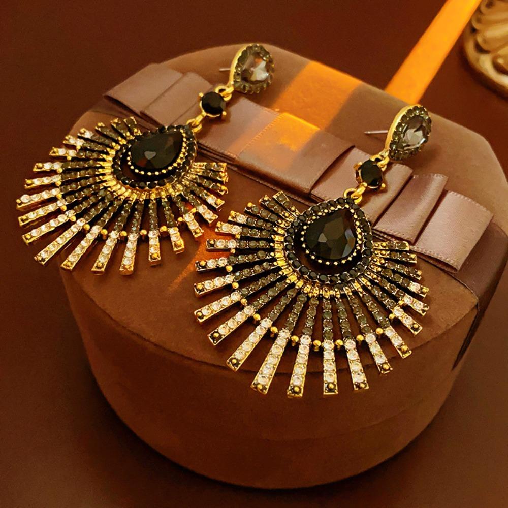 Light Luxury Tassel Dangle Earrings Exaggerated Vintage Earrings Rhinestone Peacock Earrings  Women