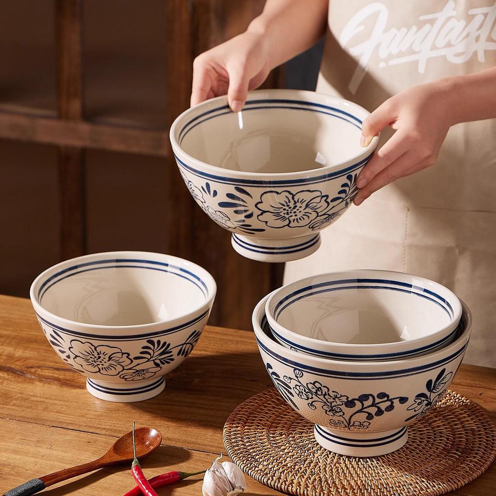 Retro Hand-Painted Blue & White Large Noodle Bowl - High-Footed Porcelain for Creative Dining