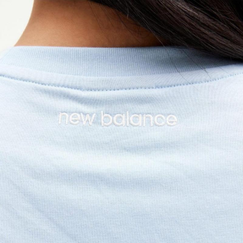 New Balance Футболка Kqj Nbnee21013 51 Common Essential с маленьким логотипом и коротким рукавом