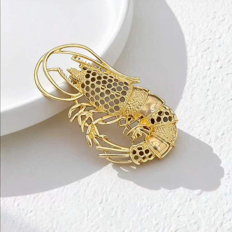 Women's Ocean Style Brooch 1Pcs Retro Metal Butterfly Embossed Pin with Lobster Detail for Dress Bag Scarf