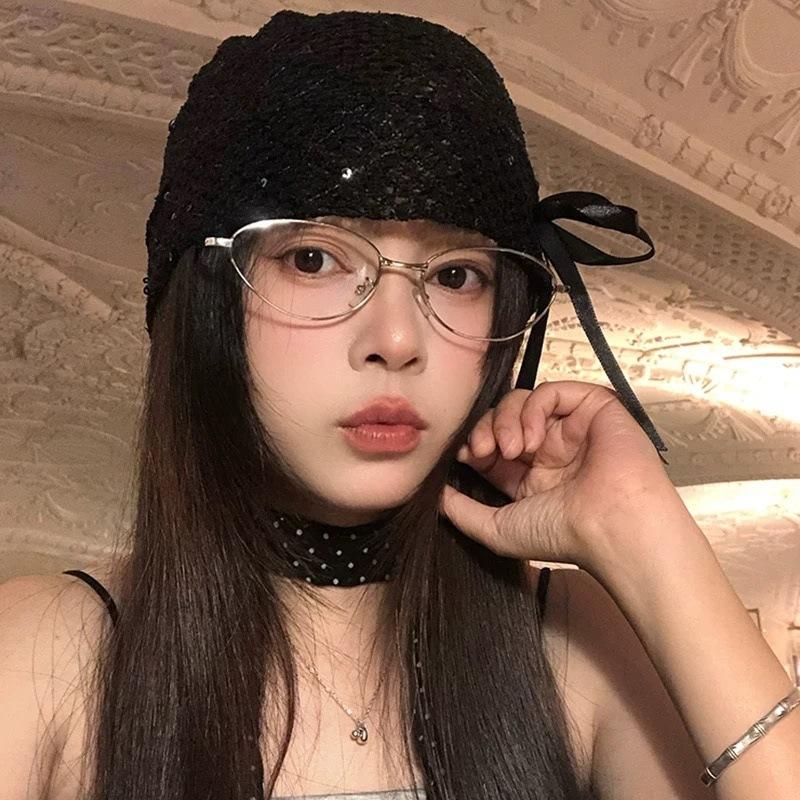Subculture lace hollow cold hat summer thin women's black Japanese stacking hat bow design sense bag head hat