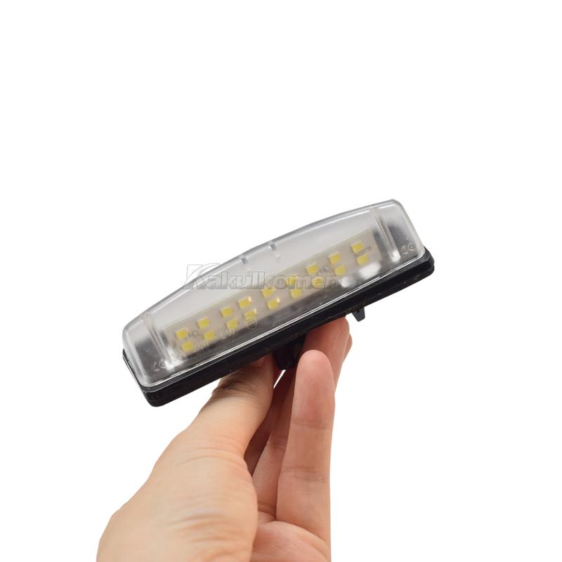 2Pcs Car LED License Plate Light Number Lamp For Toyota Camry/Aurion Avensis Verso Echo Prius Lexus Is200 Is300 Ls430 Gs300