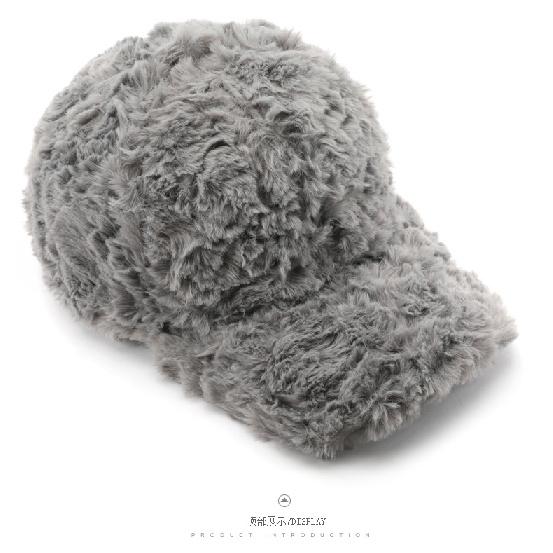 Women's warm, fluffy baseball cap for outdoor activities, solid color, plain design, and sun protection