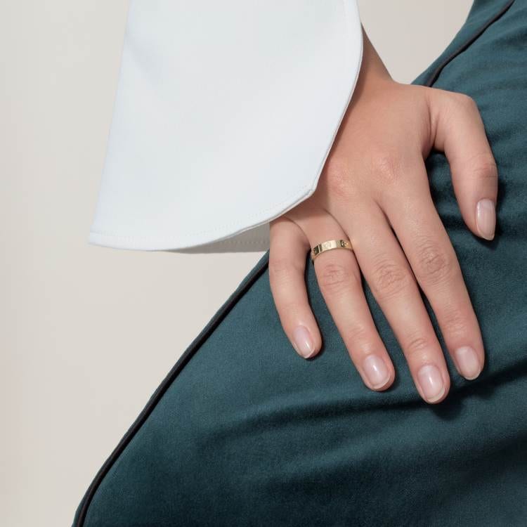 Cartier ЛЮБОВЬ 18-каратные золотые кольца Унисекс Золото B4085000