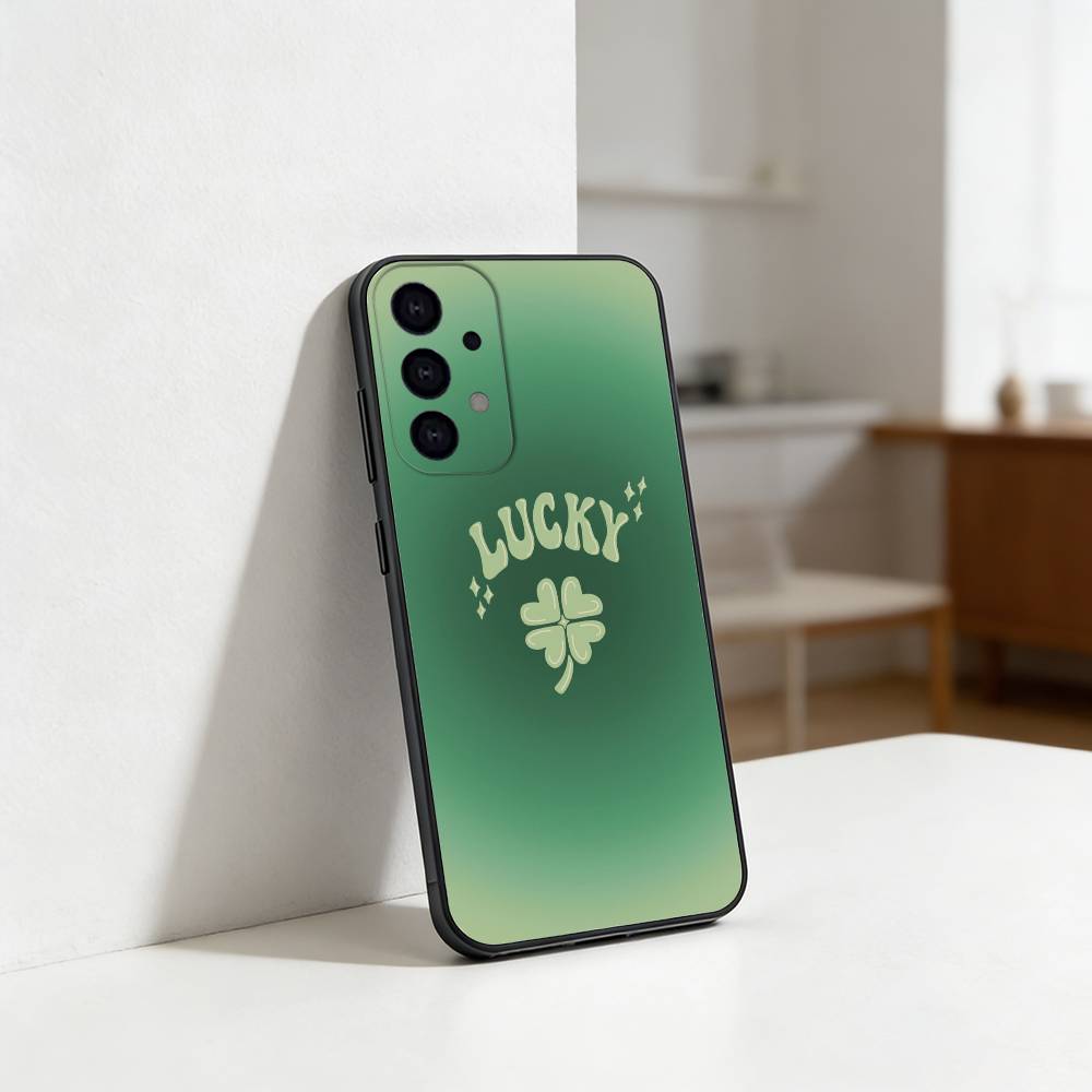 Чехол для телефона 'Четырехлистный клевер' для Samsung S25, S24, S21, S22, S23, S30, Ultra, S20, Plus, Fe, Lite Черный корпус