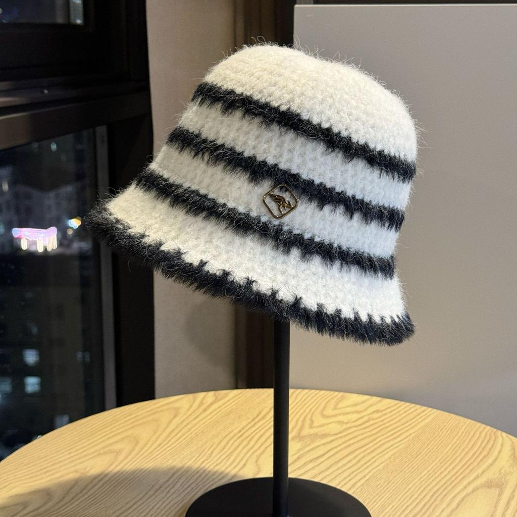 Рыбацкая шляпа Женская Осень и Зима Теплая Защита ушей Подчеркивающая лицо Маленький Размер для большой головы Корейский стиль Универсальная Повседневная Вязаная шерсть