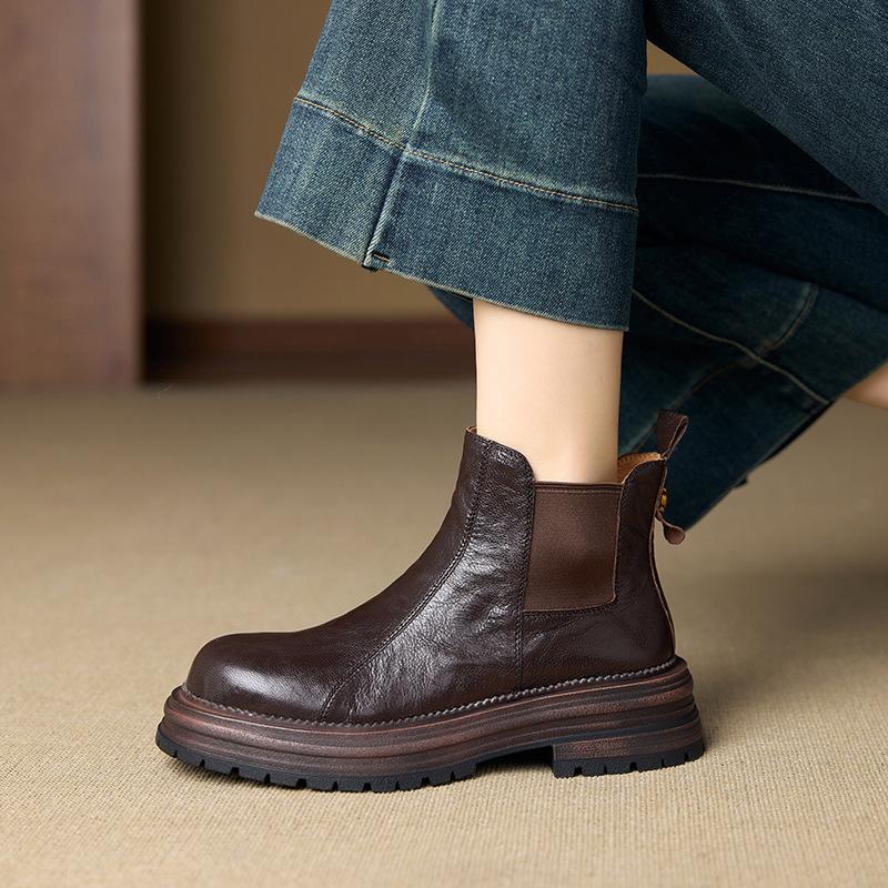 Thick-soled heightening Chelsea small short boots women's autumn and winter round head retro slim Martin boots