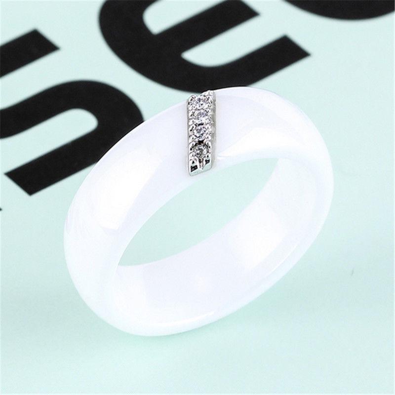 Шарм Свадебные влюбленные Кольцо Простой Черный Девушка Мода Белый Подарок на годовщину Круглый Керамика Ювелирные Изделия