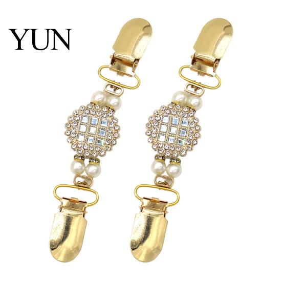 Dress Closure Clips 2Pcs Vintage Sweater for Women Girls, Retro Faux Pearl And Rhinestones Cardigan Clips, Elegant Fashionable Collar Pin Dresses