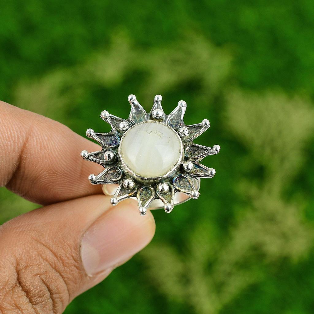 Подарок для нее Кольцо-обещание из серебра 925 пробы с натуральным радужным лунным камнем в виде цветка, регулируемое