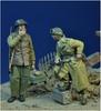 Миниатюры Вторая мировая война Канадская армия Курящий канадский пехотинец и мотоциклист-связной Набор из 2 смоляных наборов DD35201 День Д 1/35