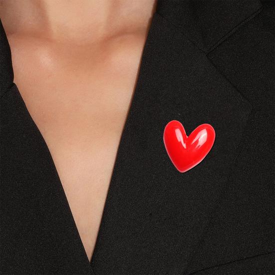 Red Heart Shape Brooch Wedding Party Jewelry Brooch Pin Women Lovers Gift