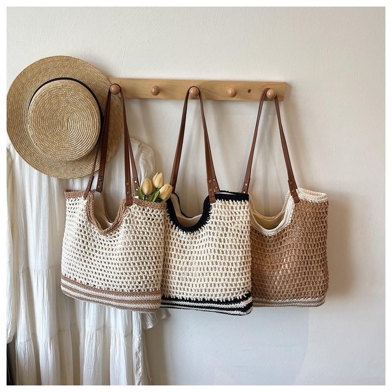 IELGY Hand-Woven Bag Beach Vacation One-Shoulder Large-Capacity Tote