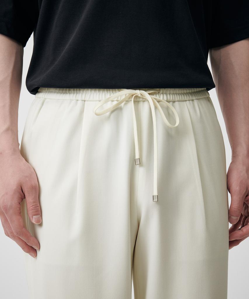 MUSINSA STANDARD Wide Easy Elastic Waist Crop Slacks [Cream]