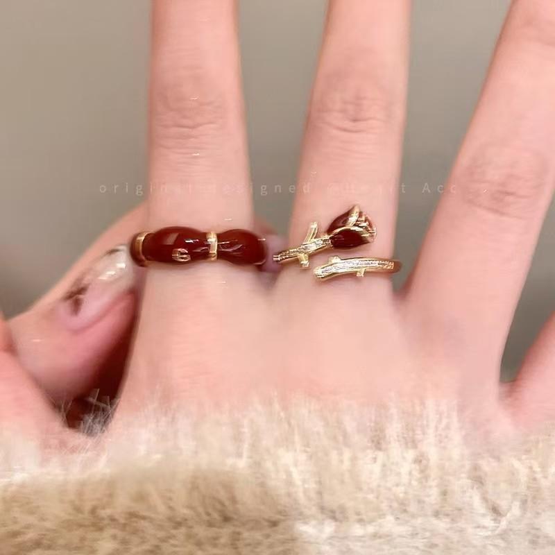 Кольцо бордового цвета с розовым цирконием для девочек 2024 года, новое белое кольцо на указательный палец, темпераментное многослойное регулируемое кольцо