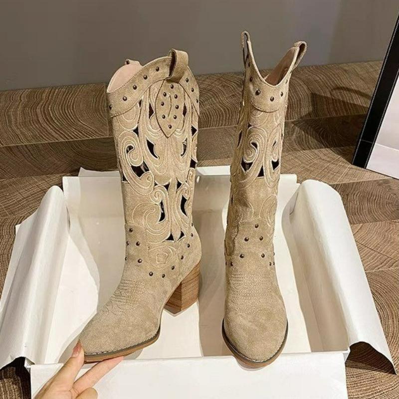 Fashion Women's Boots Hollow Embroidered Western Boots Retro Suede Cowboy Boots Chunky Heels Women Shoes Designer Rivet Mid-Calf Boot