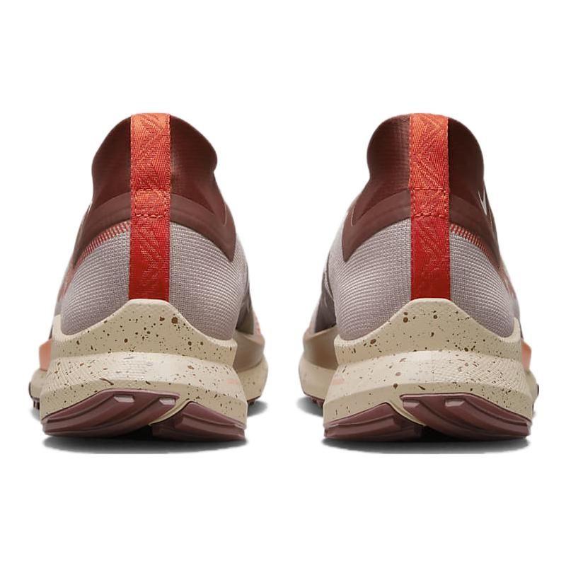 Nike React Pegasus Trail 4 GORE-TEX Diffused Taupe Picante Красные женские кроссовки Кремовый Dark-Pony Sail DJ7929-200