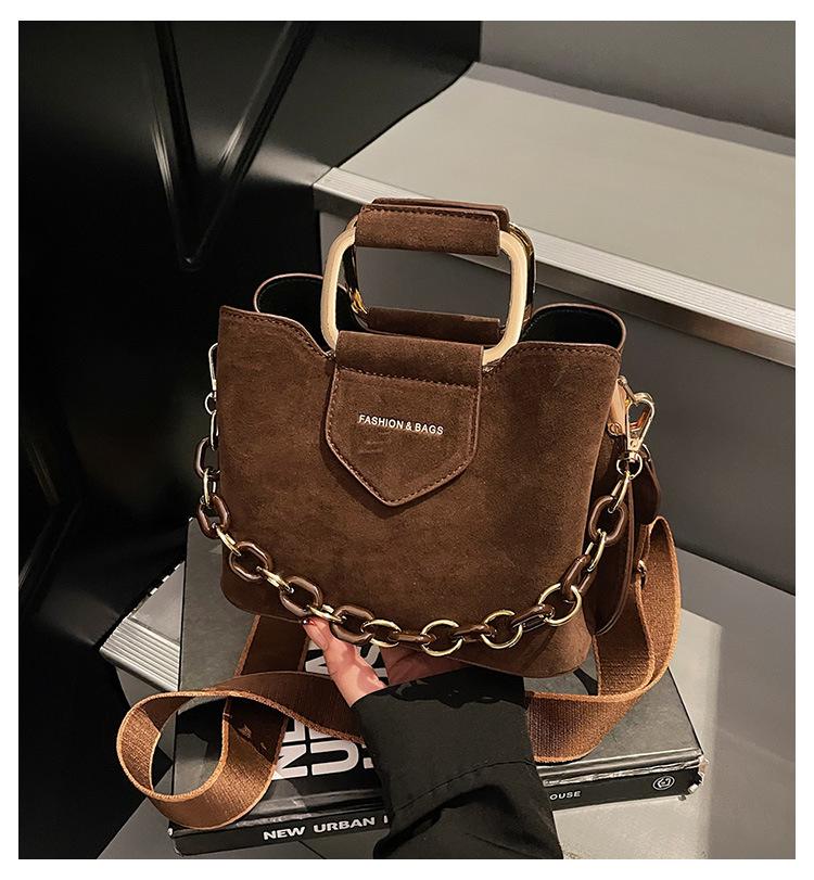 Versatile Women's Solid Color Bucket Handbag - Autumn 2025, Single Shoulder Crossbody