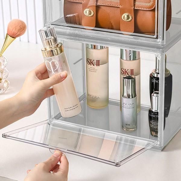 HK.Продаем сумки и фигурки, прозрачный футляр для хранения, 1 корейская игрушка
