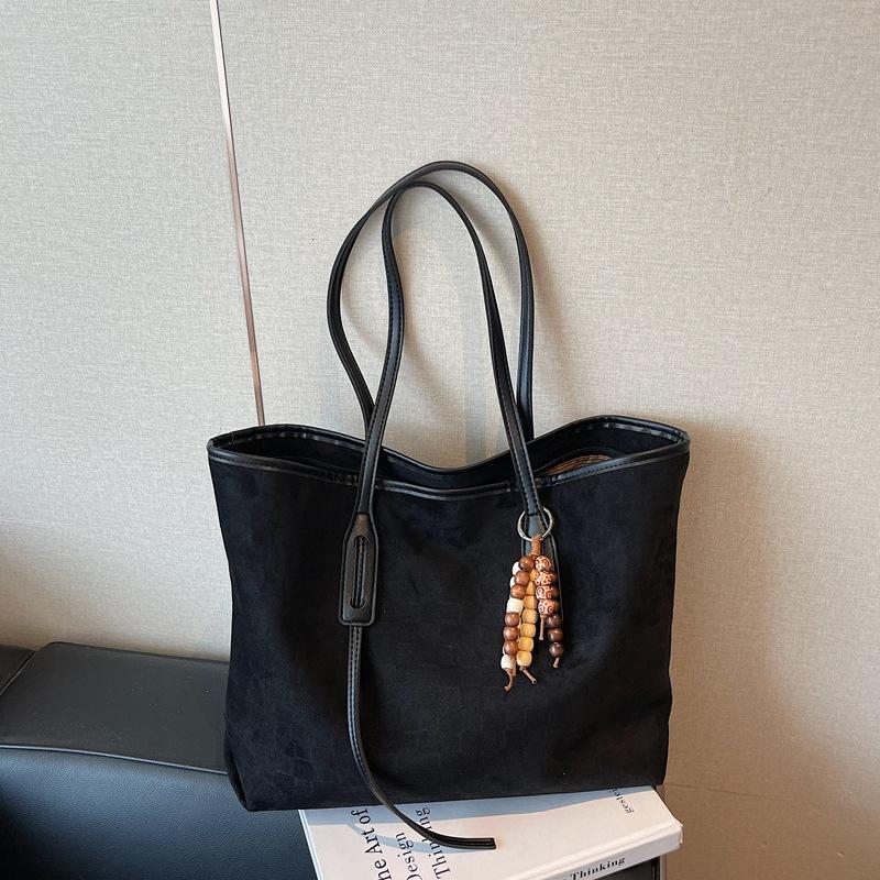 Женская сумка-тоут большой вместимости 2025 новая осенне-зимняя универсальная матовая ретро сумка на плечо замшевая рабочая сумка для поездок