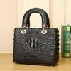 The Crocodile Pattern Is A Handbag, A Single-shoulder Crossbody Bag, A High-end Fashionable Women's Bag, and A High-end Princess Handbag