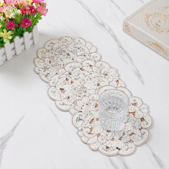 Fabric Placemat, with Hollow Embroidery Round Coasters, Foldable Protection from Heat Stains And Scratches Table Mat for Kitchen