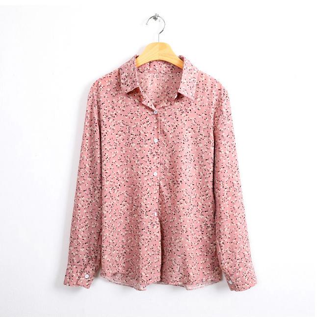 Floral Button Blouse