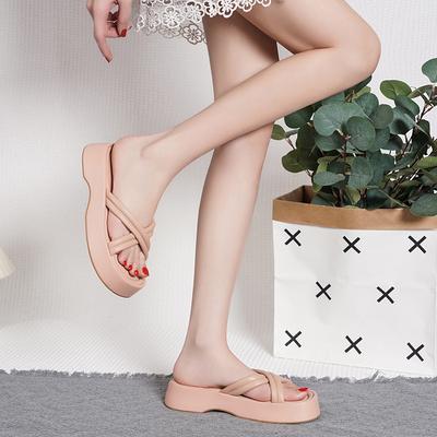 Кожаные шлепанцы на платформе, сандалии, женские летние новые, с круглым носком, на мягкой подошве, шлепанцы-маффины, повседневные шлепанцы с одной перемычкой